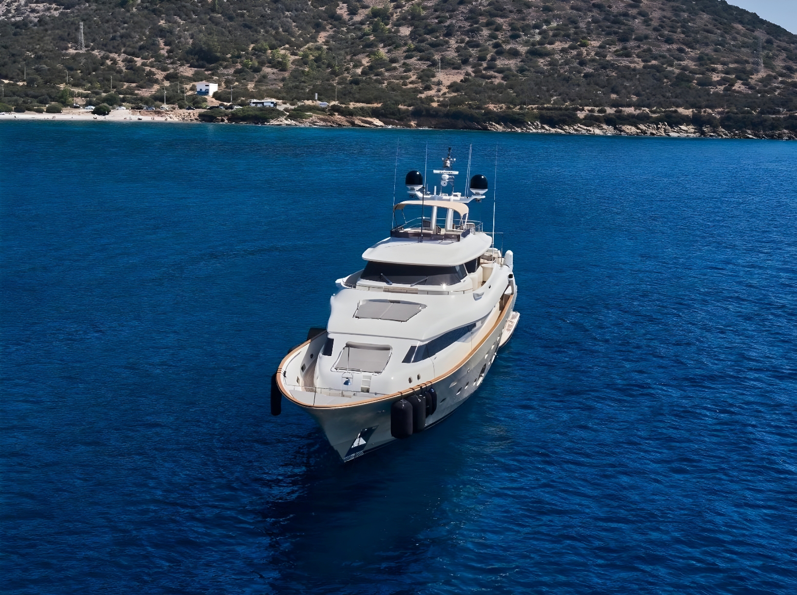 CUSTOM LINE NAVETTA 33 2010