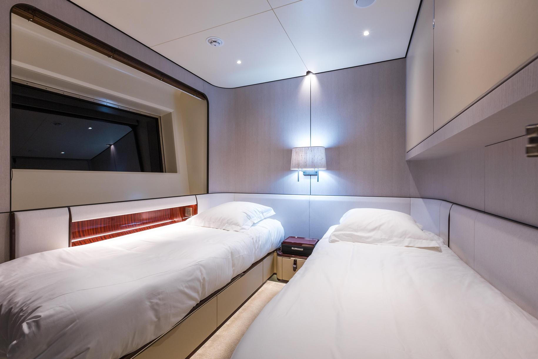 AZIMUT Grande 35 METRI 2019