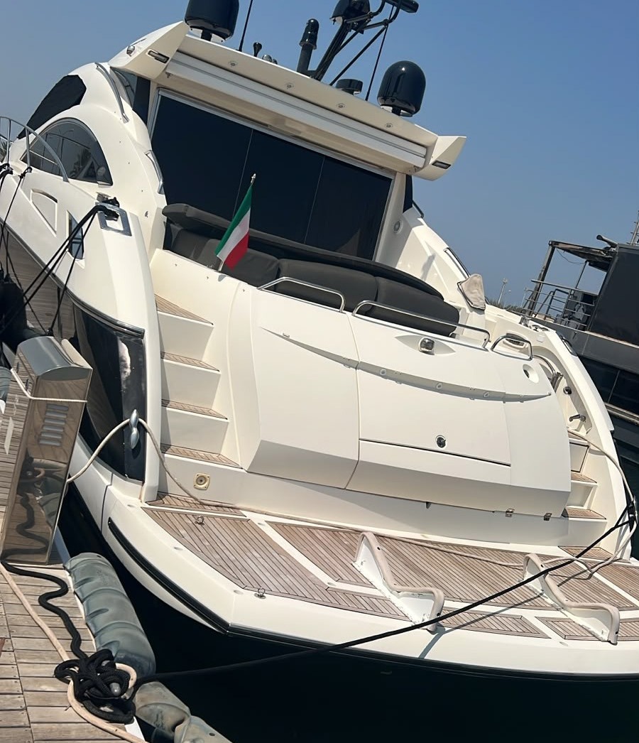 SUNSEEKER Predator 62 2009